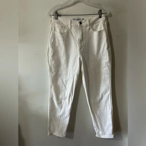 Hollister White Curvy Ultra  High Rise Mom Jeans